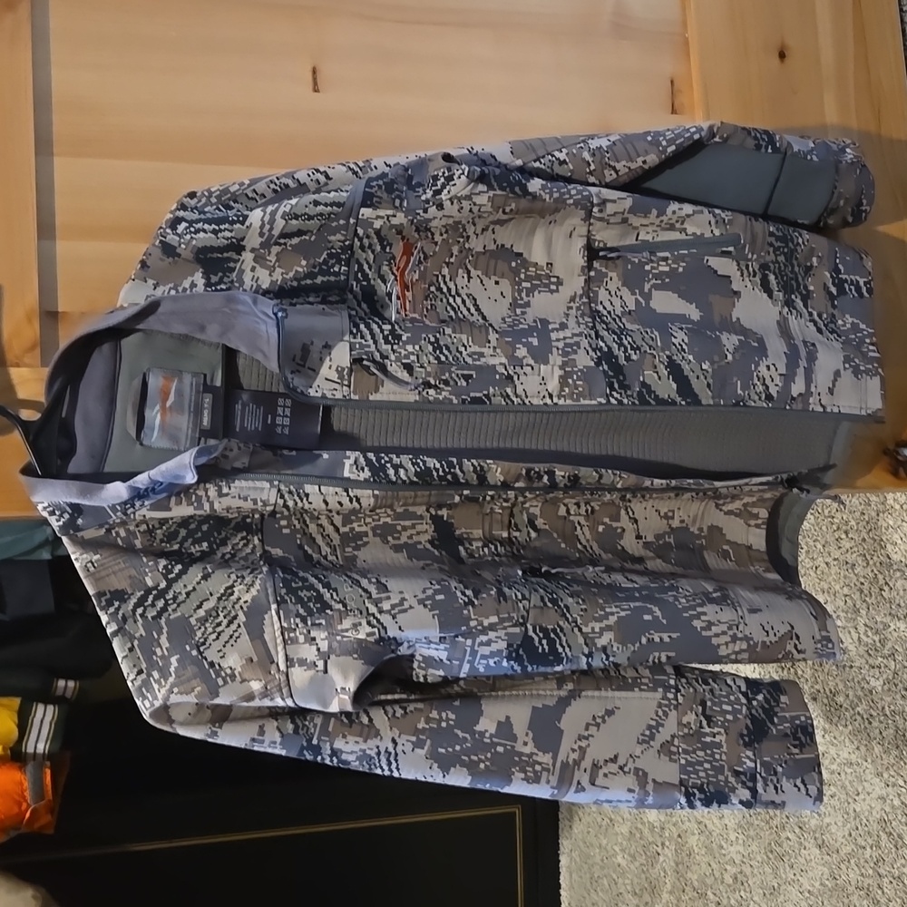 Sitka Jacket - Youth Large